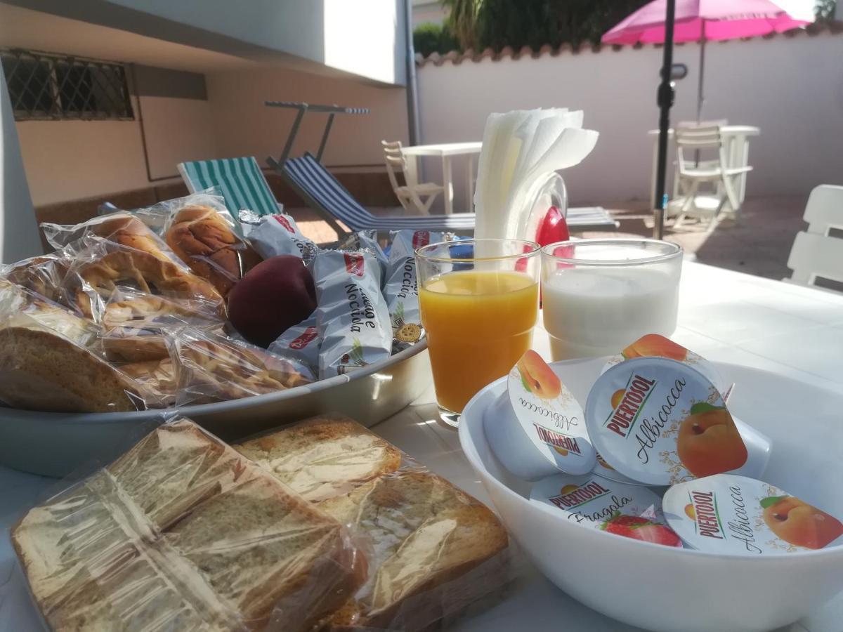 B&B Purple Italy 피우미치노 외부 사진